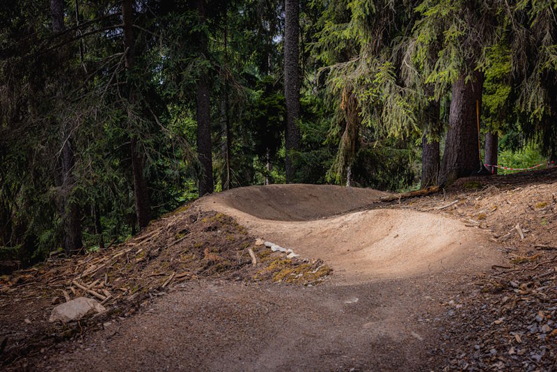 Massart-biketrails_construction_4